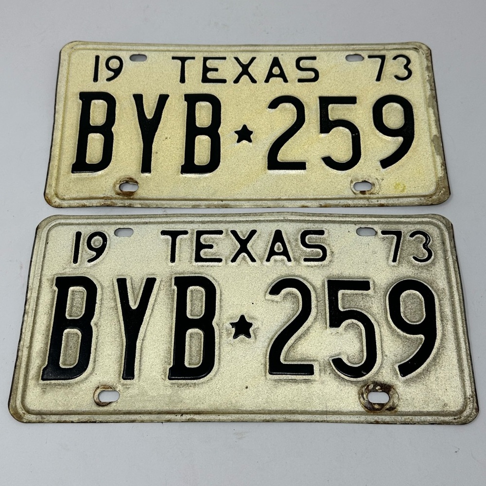 Vintage Matching Pair Set 1973 TEXAS LICENSE PLATES BYB 259